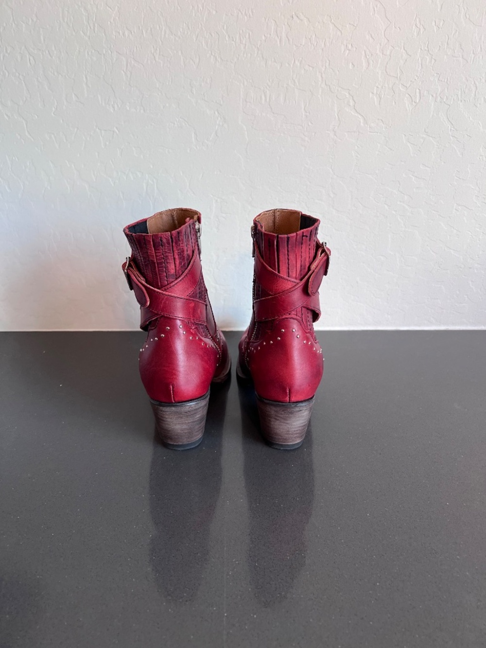 FREEBIRD red leather studded ankle booties - Picture 9 of 10